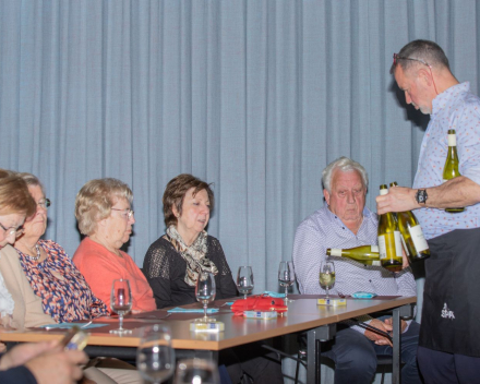 Te gast bij Neos Waregem