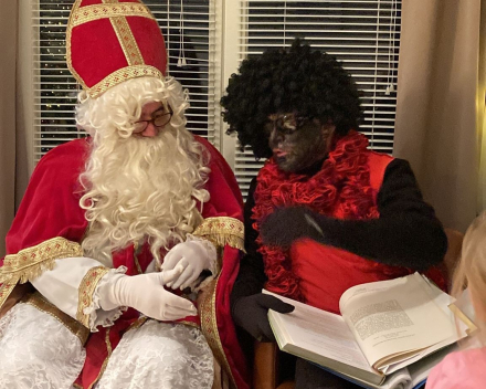 6 december / of ik.... ik wou - en of ik ook voor een zwarte piet wilde zorgen - en wat voor een