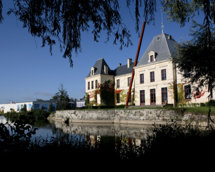 Chateau d'Arsac  -  € 12.80 btw in