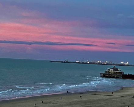 Fantastische kleuren bij zonsondergang: Blankenberge, zaterdagavond