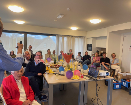 Moeder wordt vandaag 99, we vierden het gisteren.