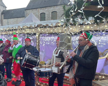 Kerstmarkt in Durbuy - gambas in de chalet