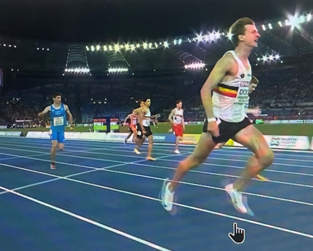 44 seconden en 15 hondersten top televisie