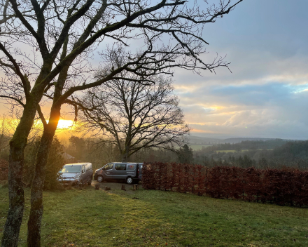 Zon, regen, wind... de natuur vecht met zichzelf maar blijft steeds mooi