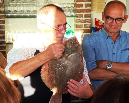 een echte zeeduivel in de kantine van VK Ettelgem