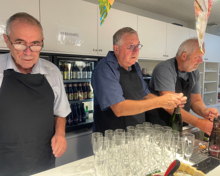 Koetong in madeirasaus op d presentatie 'de Wondere Wereld van Vis en Vissers'?