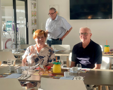 Koetong in madeirasaus op d presentatie 'de Wondere Wereld van Vis en Vissers'?