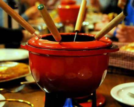 Fondue in Hangar 25 en Rollan de By rosé: niet te doen of toch wel?