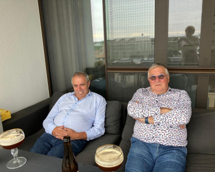 VIP behandeling: Oesters degusteren en voetbal kijken