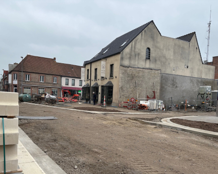 De Groenestraat fleurt beetje bij beetje op !