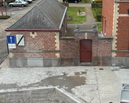 De Groenestraat fleurt beetje bij beetje op !