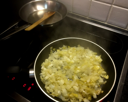 Kleine Keuken  - Groot Plezier / Coquilles -witloof-appel-noilly pratt