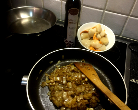 Kleine Keuken  - Groot Plezier / Coquilles -witloof-appel-noilly pratt