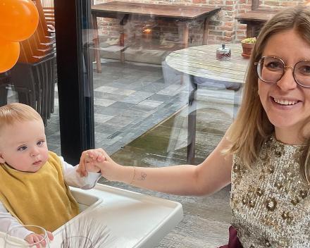 Fijn verjaardagsfeest van oma Nicole en kleinkind Cyriel