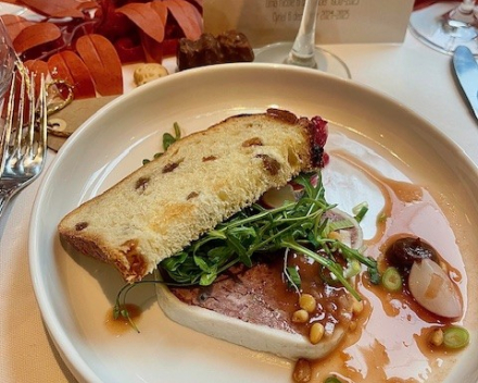 Fijn verjaardagsfeest van oma Nicole en kleinkind Cyriel