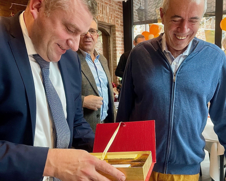 Fijn verjaardagsfeest van oma Nicole en kleinkind Cyriel