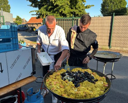 Lekkere paella-avond in de Snelle Duve