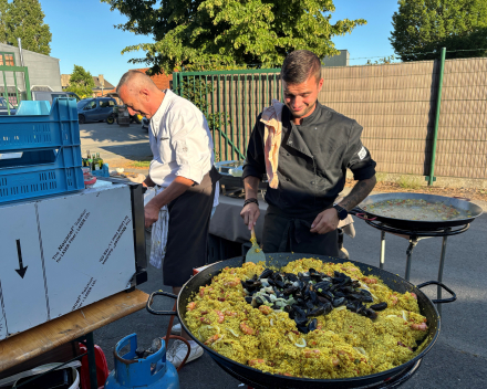 Lekkere paella-avond in de Snelle Duve