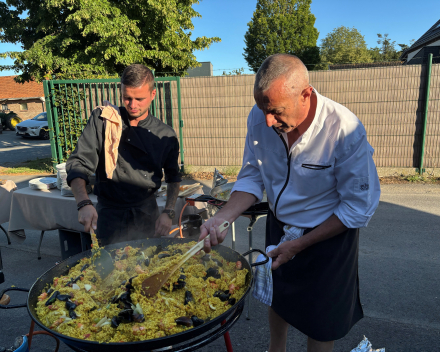 Lekkere paella-avond in de Snelle Duve