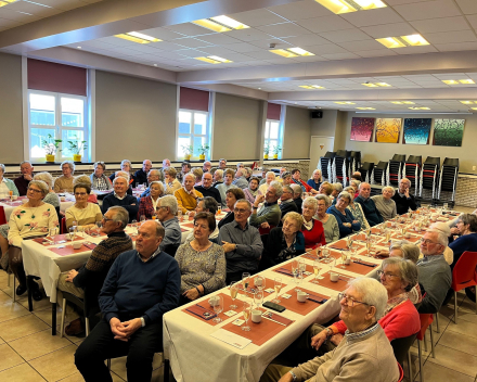 De hondshaai en zijn fanclub: mag ik je even aanraken