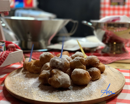 Geen kerstmarkt zonder smoutebollen
