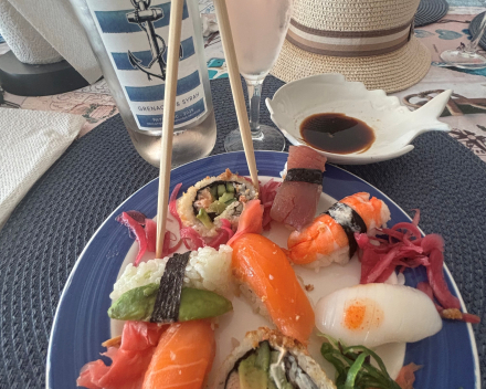 sushi en zonsondergang: ideale combinatie