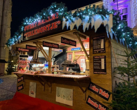 Geen kerstmarkt zonder smoutebollen