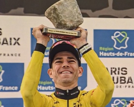 Wout ! Wout ! Wout !