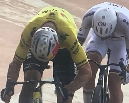 Wout ! Wout ! Wout !